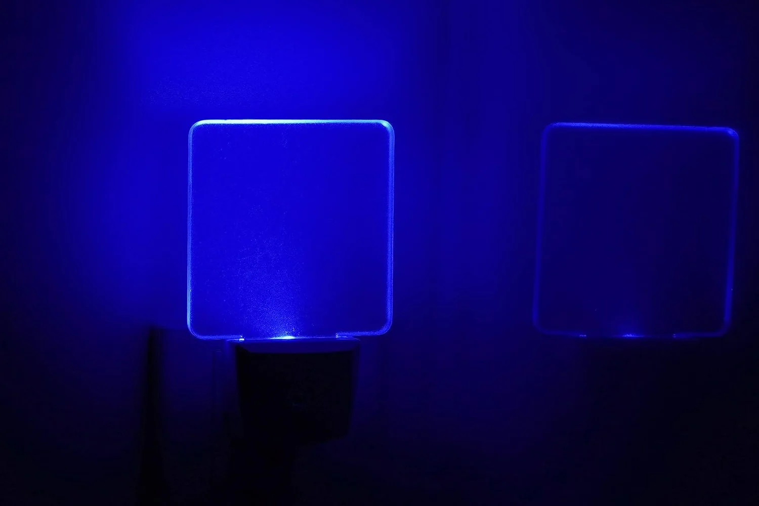GREENIC Blue Square Night Lights, Dusk to Dawn, 4-Pack